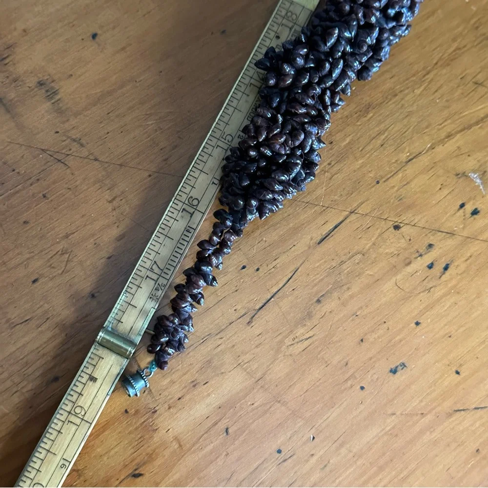 Antique Hawaiian Poleho Shell Lei
